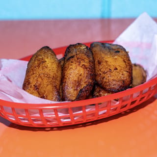 Maduros (Fried Sweet Plantains)